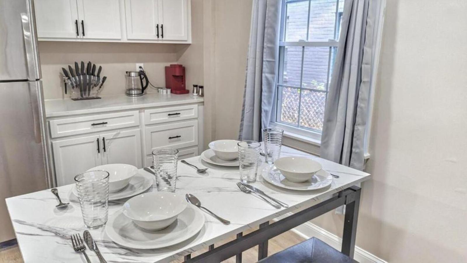 3 Blks To Metro Near Fedex Field Dc Holiday home