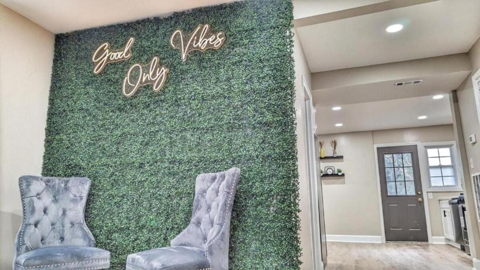 3 Blks To Metro Near Fedex Field Dc Holiday home *